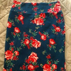 LuLaRoe Cassie Skirt SZ L, floral